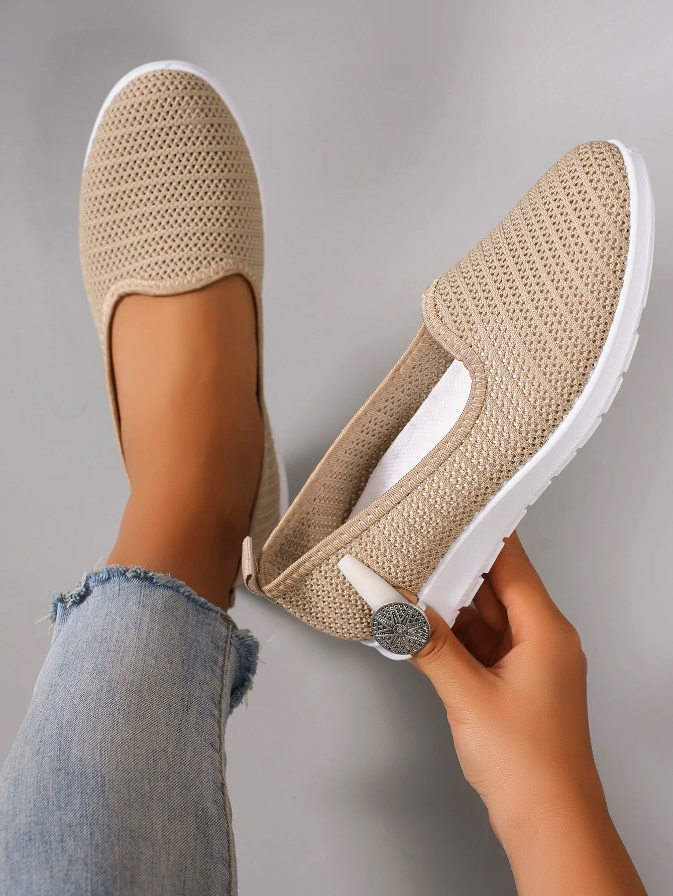 Women's summer breathable mesh flat shoes