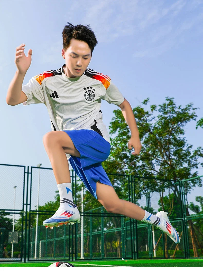 Men Football Boots TF/FG Society Original Indoor Low Cut Professional Soccer Shoes Unisex Football Shoes Ultralight Sport Wear