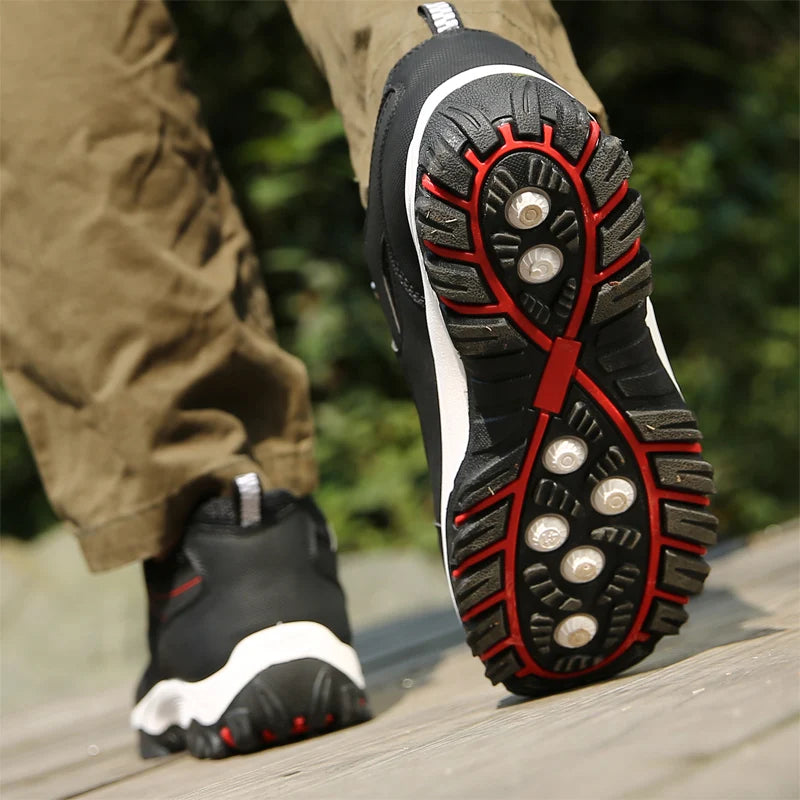 Spring Autumn Winter Male Lightweight Walking Shoes
