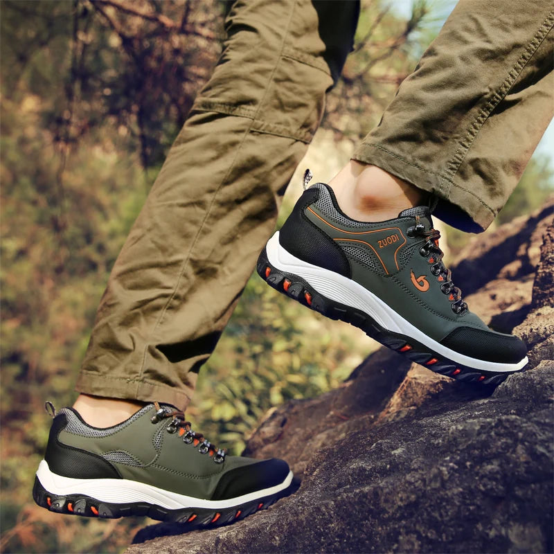 Spring Autumn Winter Male Lightweight Walking Shoes