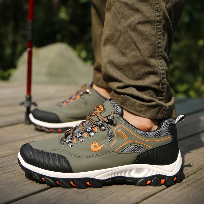 Spring Autumn Winter Male Lightweight Walking Shoes